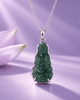 Pendentif en Bouddha Guanyin en jadéite (翡翠 Fěicuì) naturelle - AME Jewellery. 