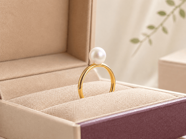 Nhẫn nữ Vàng Ngọc trai trắng White Freshwater Pearl Classic Ring in 14K Yellow Gold by AME Jewellery