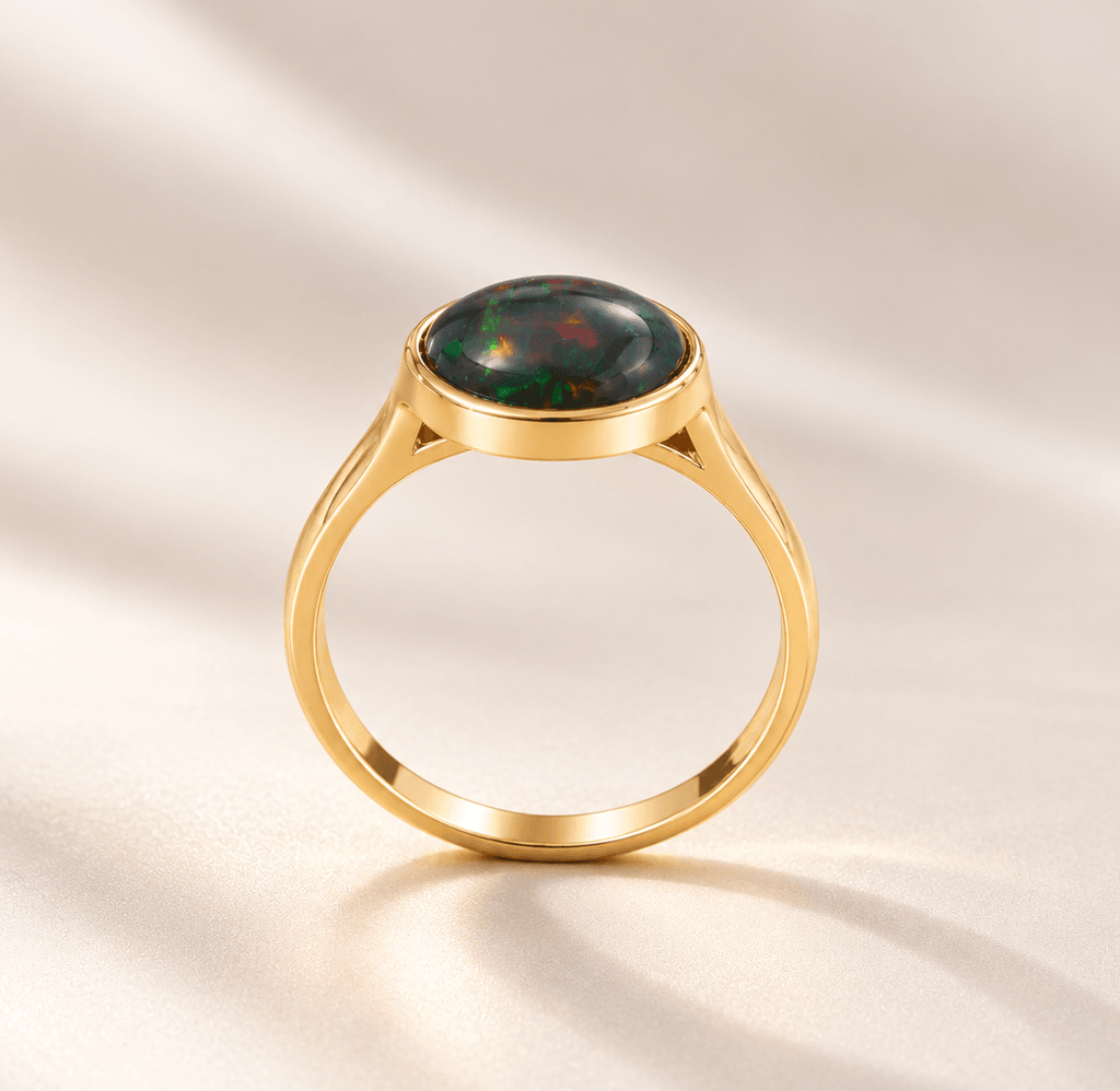 Nhẫn vàng 14K đá tự nhiên Opal đen - AME Jewellery