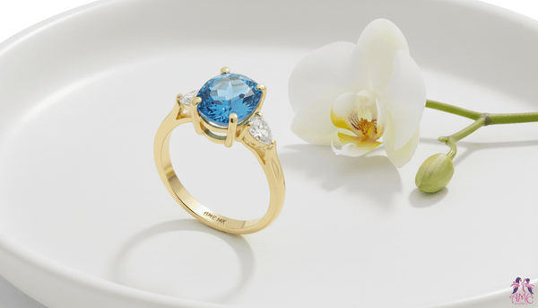Nhẫn nữ Vàng Đá quý tự nhiên Oval Blue Topaz Ring in 14K Yellow Gold by AME Jewellery