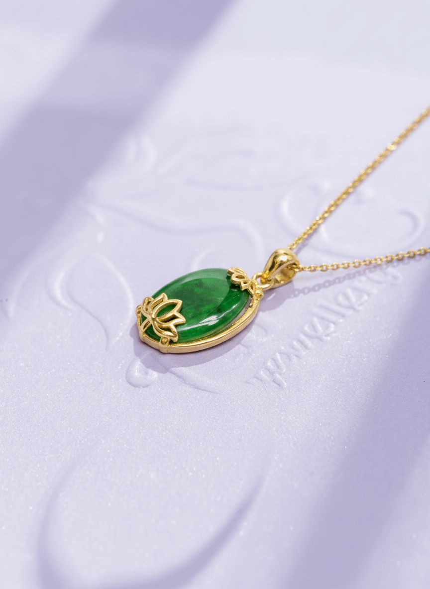 Mặt dây Hoa Sen Vàng 14K Cẩm thạch thiên nhiên | Jade Lotus Gold Pendant | AME Jewellery