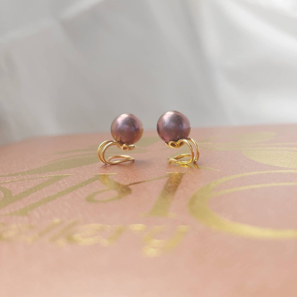 Bông tai Kẹp Ngọc trai Aubergine Freshwater Cultured Pearl Clip-onEarrings in 14K Yellow Gold | AME Jewellery