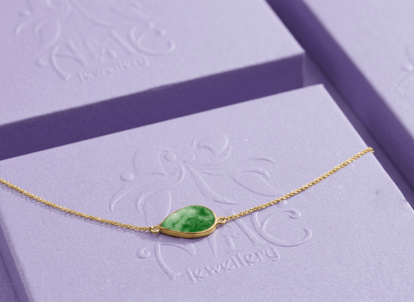 Lắc tay Vàng Cẩm thạch thiên nhiên Natural Pear Burmese Jadeite Bracelet in 14K Yellow Gold by AME Jewellery