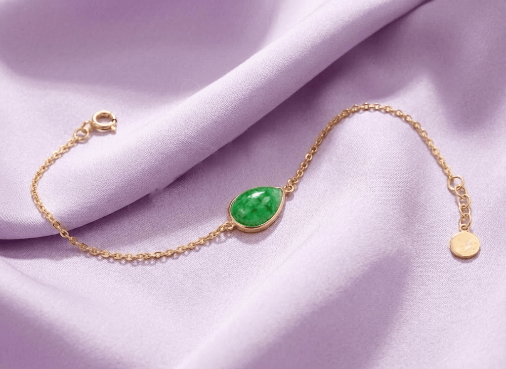 Lắc tay Vàng Cẩm thạch thiên nhiên Natural Pear Burmese Jadeite Bracelet in 14K Yellow Gold by AME Jewellery