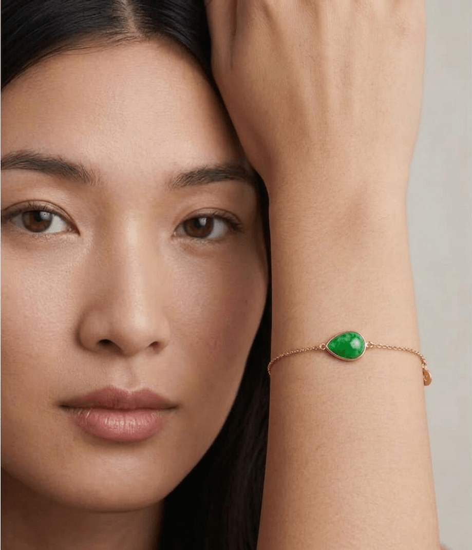 Bonne fortune & élégance – bracelet en jadéite naturelle taille poire de Birmanie