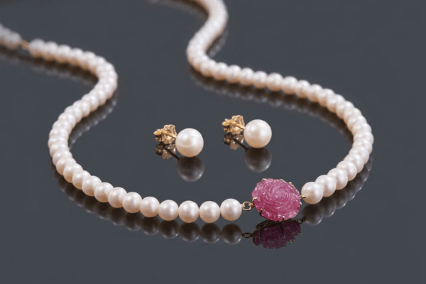 White Freshwater Pearls Jewelry two-piece Set 14K Yellow Gold - AME Jewellery