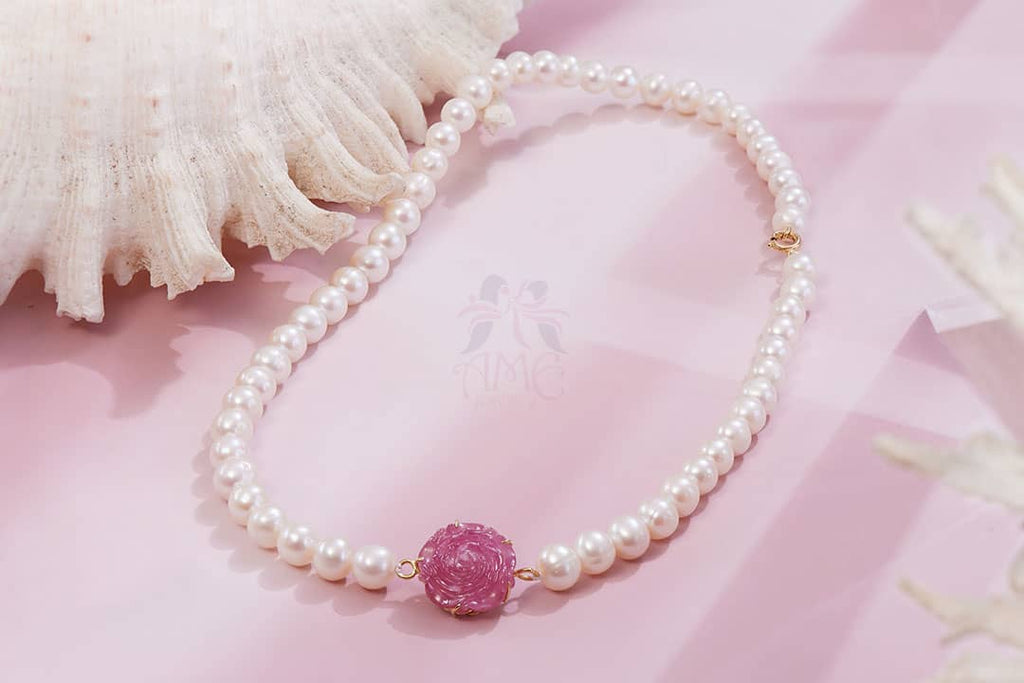 Vòng cổ Chuỗi Ngọc trai trắng Pearl Strand Necklace and Ruby Rose by AME Jewellery