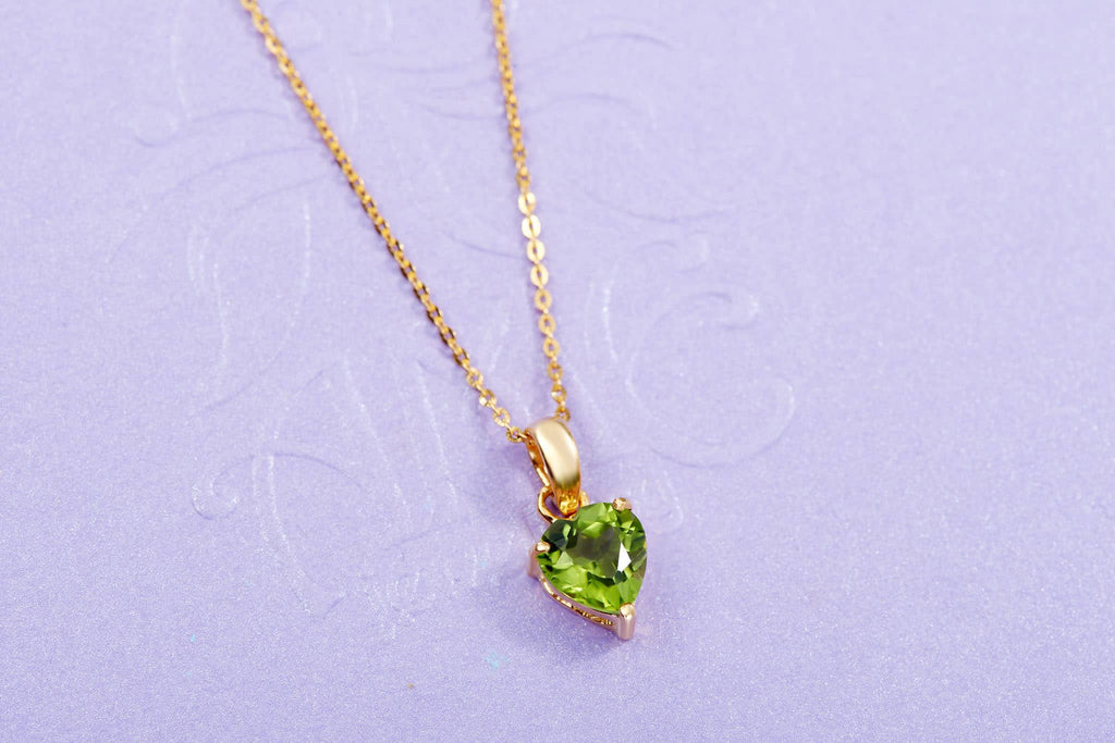 Mặt dây chuyền Vàng Đá quý tự nhiên Heart-cut Peridot Pendant Necklace in 14K Yellow Gold by AMEJewellery