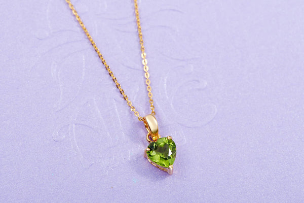 Mặt dây chuyền Vàng Đá quý tự nhiên Heart-cut Peridot Pendant Necklace in 14K Yellow Gold by AMEJewellery
