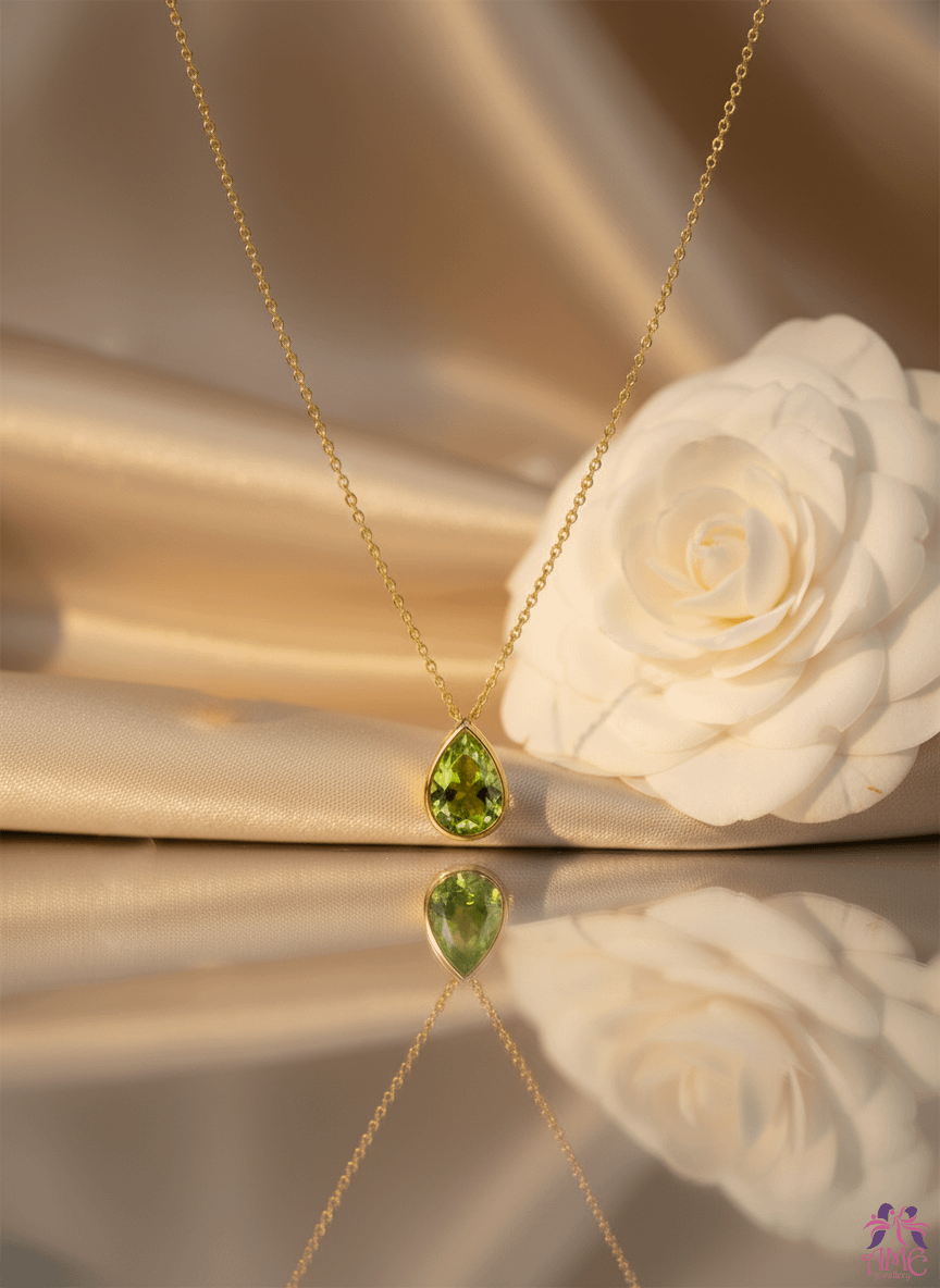 Mặt dây chuyền Đá quý thiên nhiên Pear-cut Peridot Bezel Pendant in 14K Yellow Gold by AME Jewellery