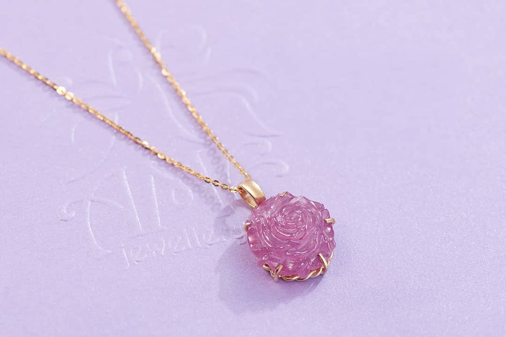 Mặt dây chuyền Vàng Hoa hồng Ruby Carved Rose Flower Pendant Necklace in 14K yellow Gold by AME Jewellery