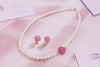 Bộ Trang sức Vàng 14K Bông tai Đá quý tự nhiên Ruby chạm khắc đoá Hoa Hồng và Vòng đeo cổ Chuỗi Ngọc trai nuôi nước ngọt trắng | AME Jewellery