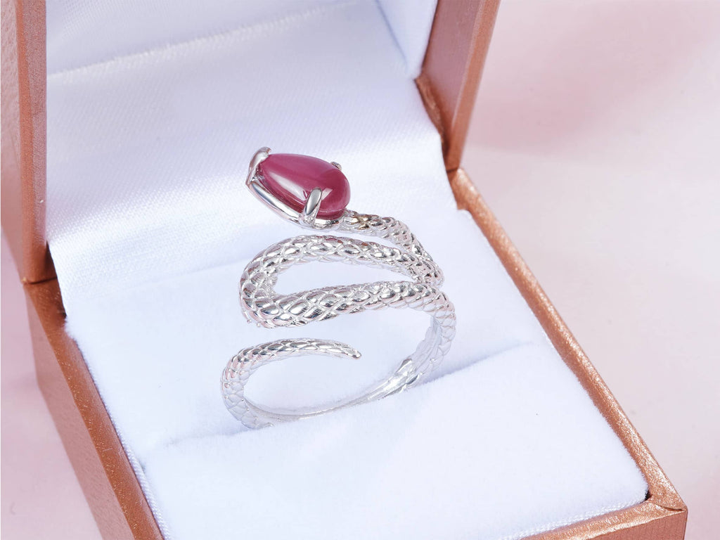 Nhẫn Rắn Nữ Vàng trắng Đá quý tự nhiên Pear Cabochon Star Ruby Snake Ring in 14K White Gold | AME Jewellery