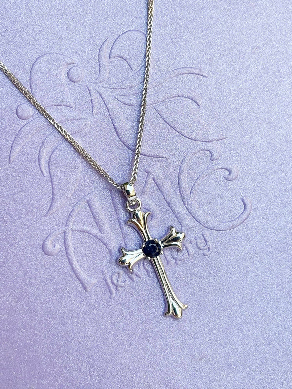 Mặt dây chuyền Thánh Giá Vàng trắng Đá quý tự nhiên Sapphire Gothic Cross Pendant 14K White Gold by AME Jewellery