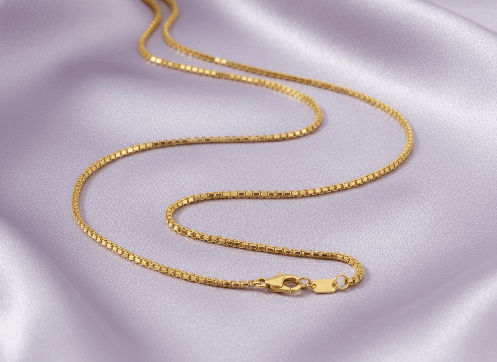 Square Link Chain Necklace in 14-karat Yellow Gold by AME Jewellery