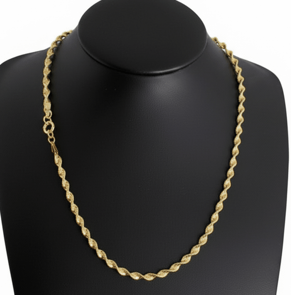 Dây chuyền Vàng Nữ xoắn giác kim cương | Twisted diamond-cut chain necklace in 14K yellow gold by AME Jewellery