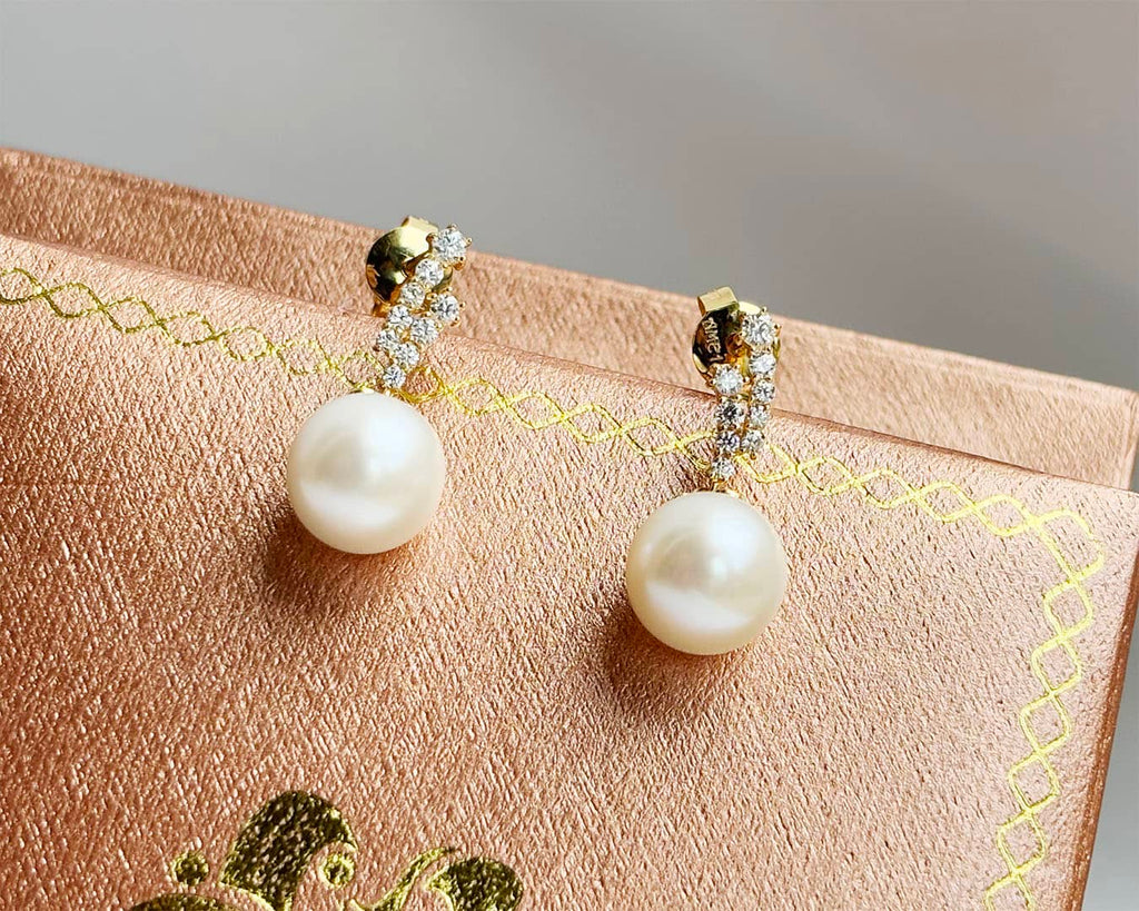 Bông tai Vàng Ngọc trai nuôi nước ngọt trắng | White Freshwater Cultured Pearl Drop Earrings in 14K Yellow Gold by AME Jewellery