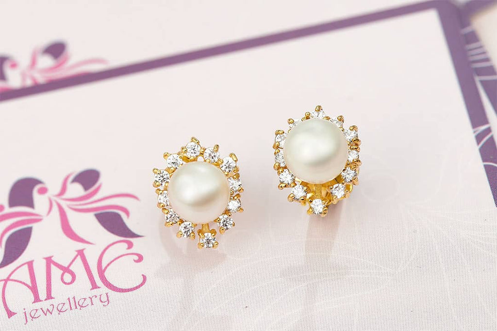 Bông tai Vàng 14K Ngọc trai trắng | White Freshwater Pearl Flower Earrings 14K Yellow Gold | AME Jewellery