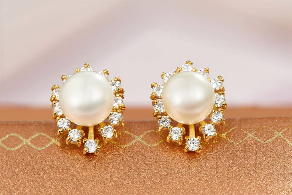 Bông tai Vàng 14K Ngọc trai trắng | White Freshwater Pearl Flower Earrings 14K Yellow Gold | AME Jewellery