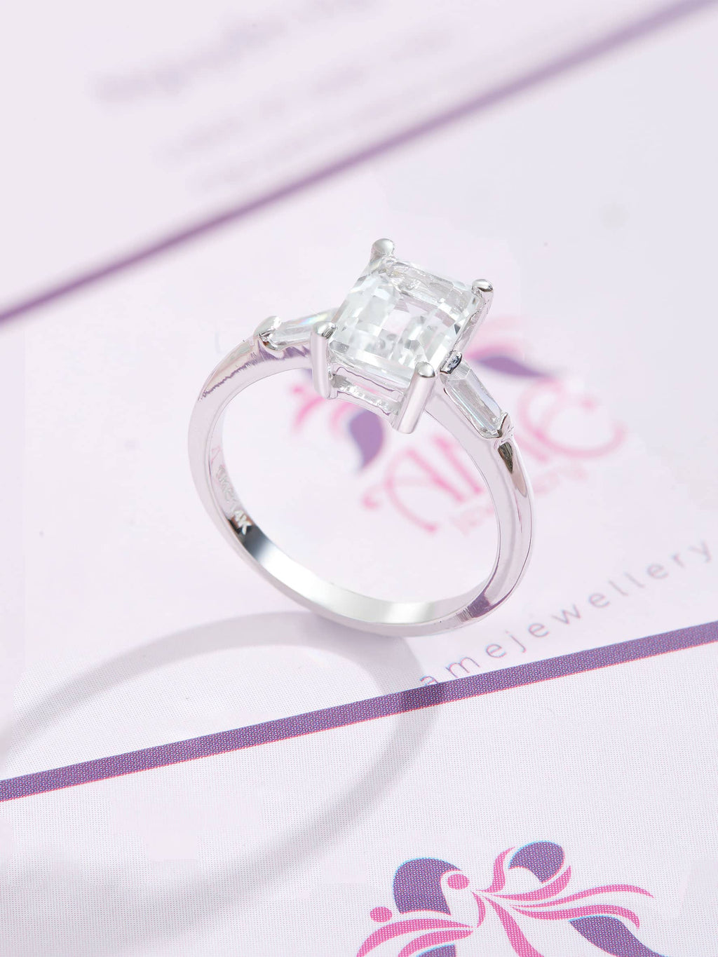 Nhẫn nữ Vàng trắng Đá quý tự nhiên Colorless Rectangle Topaz Ring 14K White Gold by AME Jewellery