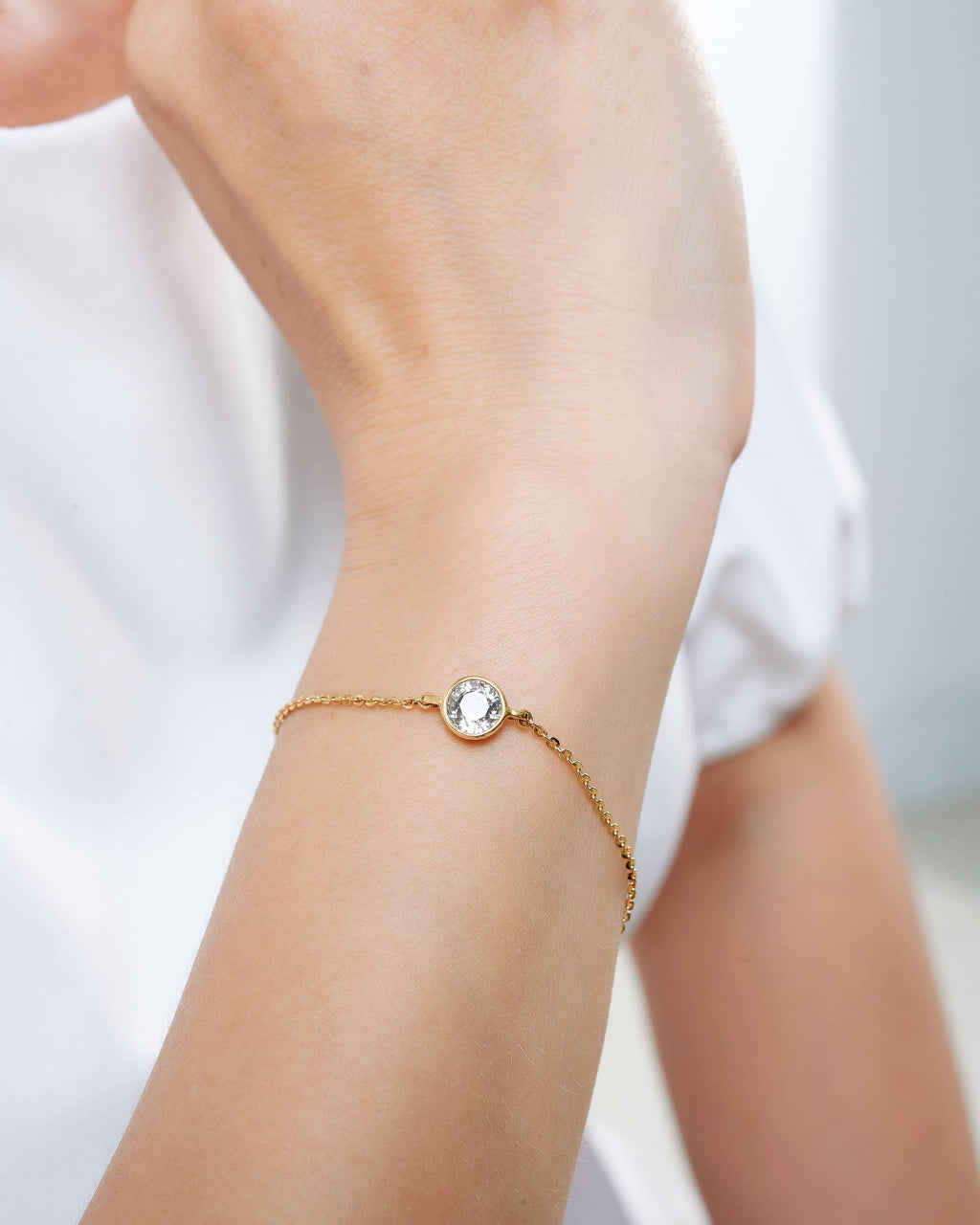 Lắc tay Vàng 14K Đá quý thiên nhiên Colorless Zircon Bracelet in 14K Yellow Gold by AME Jewellery