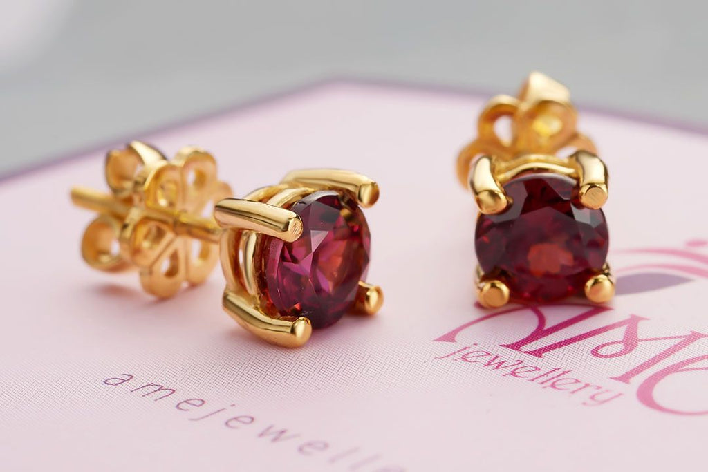 Bông tai Vàng Đá quý tự nhiên Red Garnet 4-prong Earrings in 14K Yellow Gold by AME Jewellery