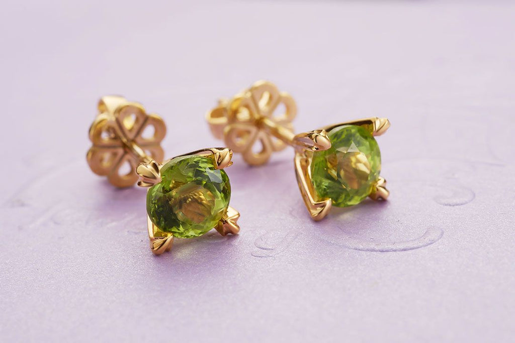 Bông tai Vàng Đá quý tự nhiên Peridot 4-Prong Stud Earrings in 14K Yellow Gold by AME Jewellery