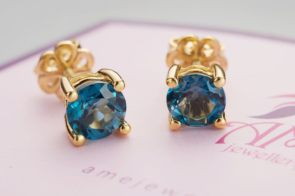 Bông tai Vàng 14K Đá quý London Blue Topaz 4 prong gold earrings - AME Jewellery