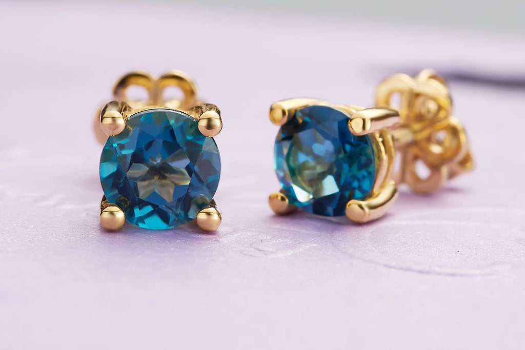 Bông tai Vàng 14K Đá quý London Blue Topaz 4 prong gold earrings - AME Jewellery