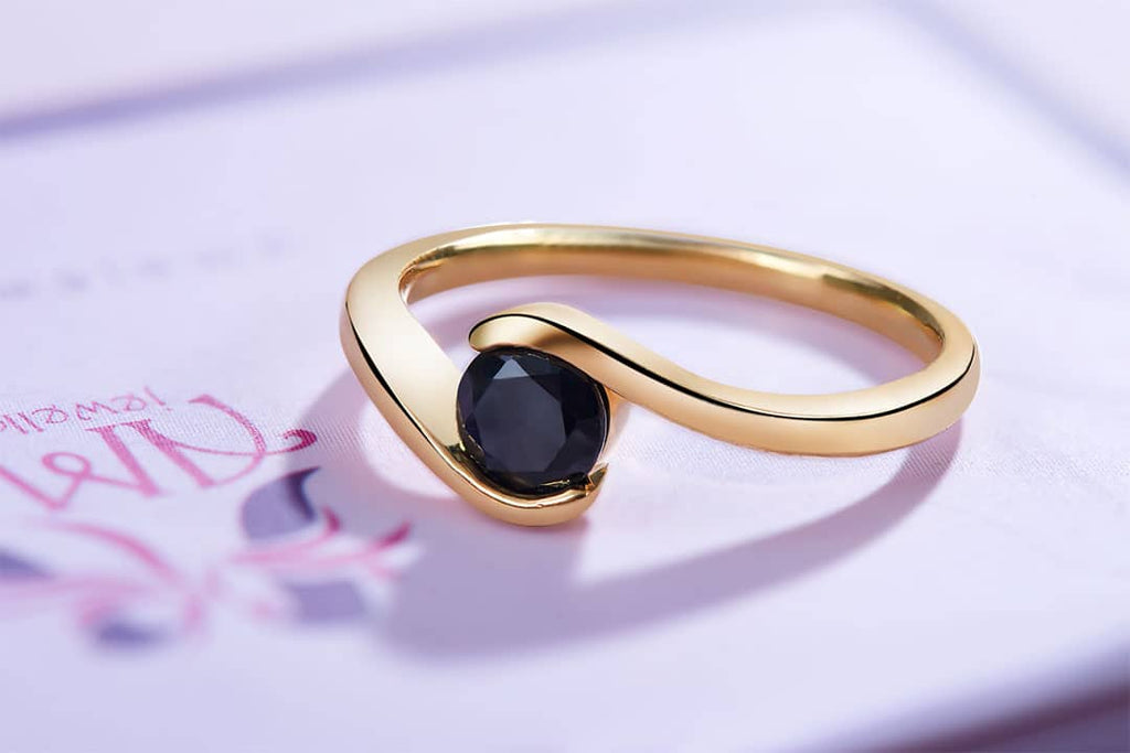 Nhẫn Vàng Natural Blue Sapphire Solitaire Ring in 14K Gold | AME Jewellery