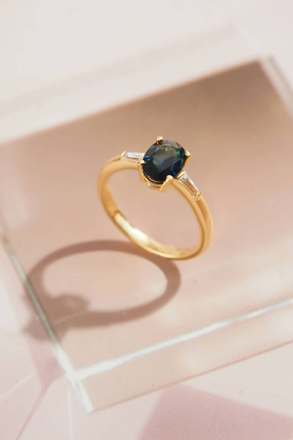 Nhẫn nữ Vàng Đá quý tự nhiên Oval Blue Sapphire Ring in 14K Yellow Gold by AME Jewellery