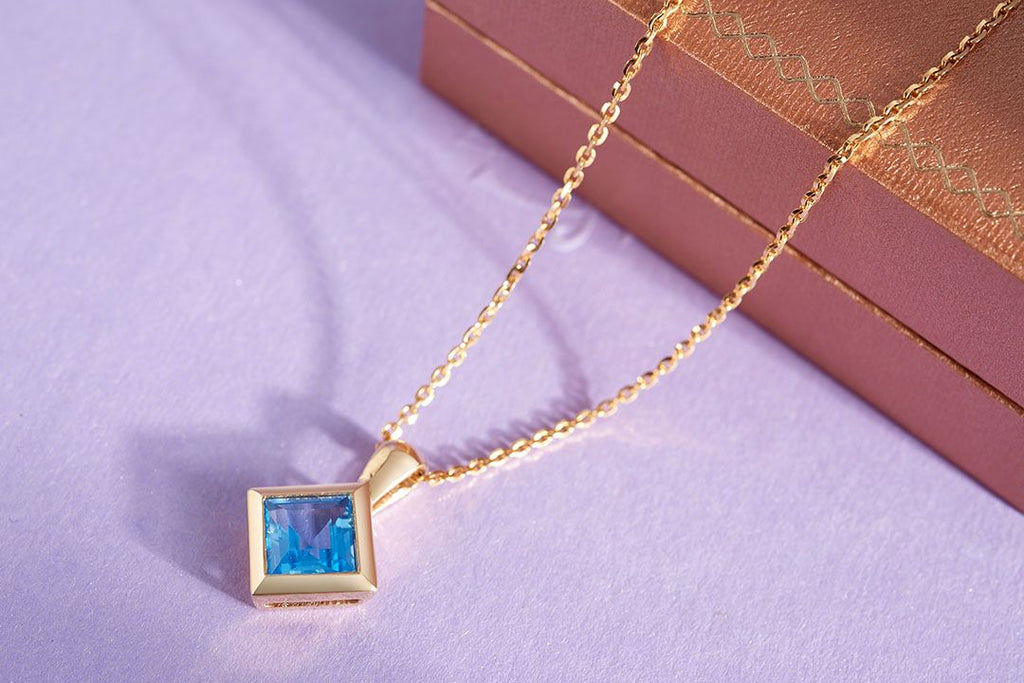 Mặt dây chuyền Vàng 14K Đá quý thiên nhiên Blue Topaz Pendant necklace in 14K yellow Gold by AME Jewellery