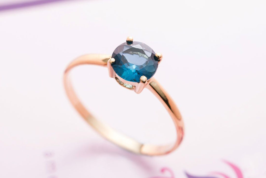 Nhẫn Vàng 14K Đá quý thiên nhiên London Blue Topaz Gold Ring - AME Jewellery