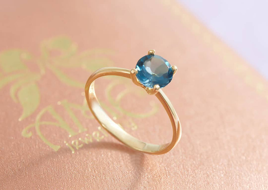 Nhẫn Vàng 14K Đá quý thiên nhiên London Blue Topaz  Solitaire Gold Ring | AME Jewellery