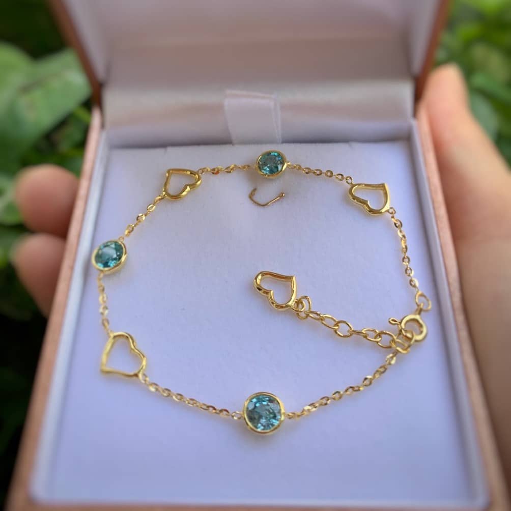 Blue Zircon Heart Bracelet in 18K Yellow Gold | AME Jewellery