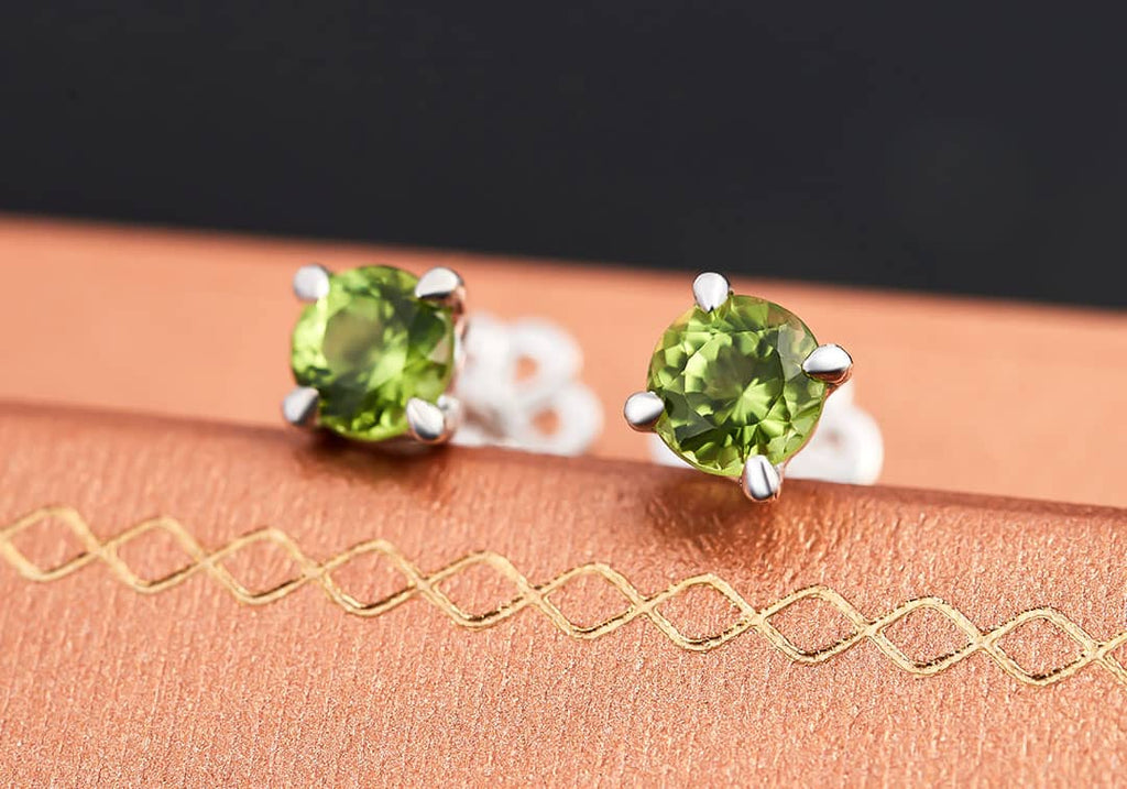 Bông tai Đá quý tự nhiên Peridot  4-prong Earrings in Sterling Silver by AME Jewellery