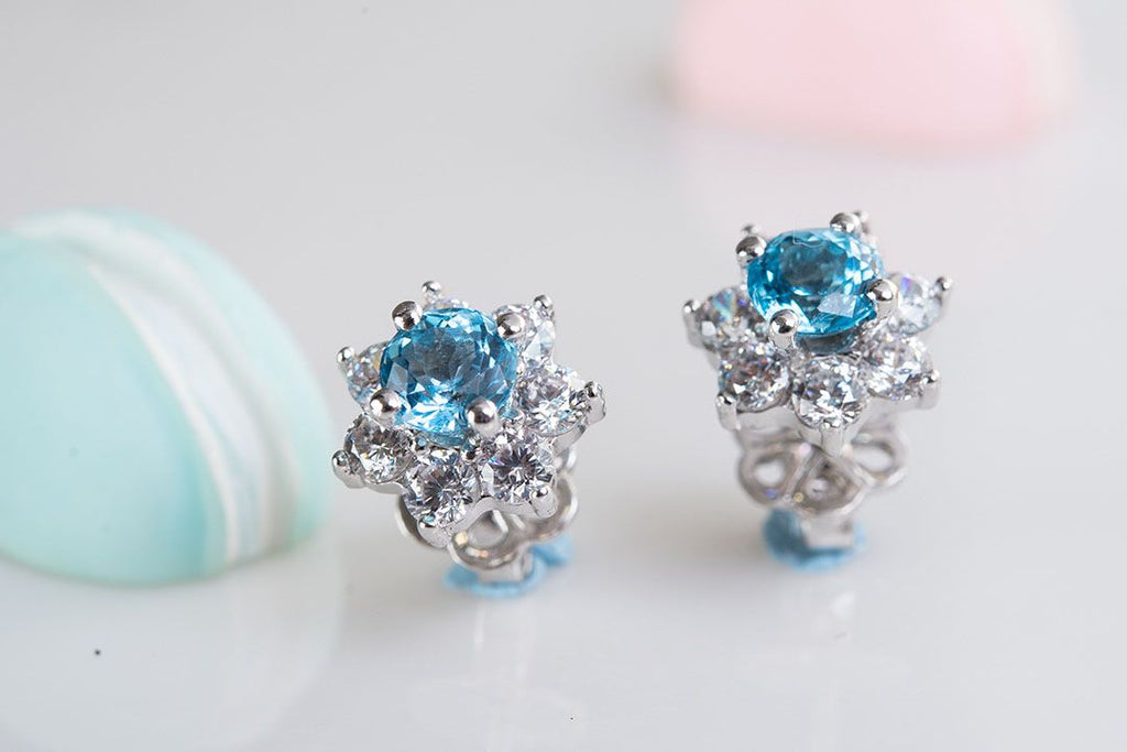 Bông tai hoa Đá quý thiên nhiên Blue Topaz Flower Earrings - AME Jewellery