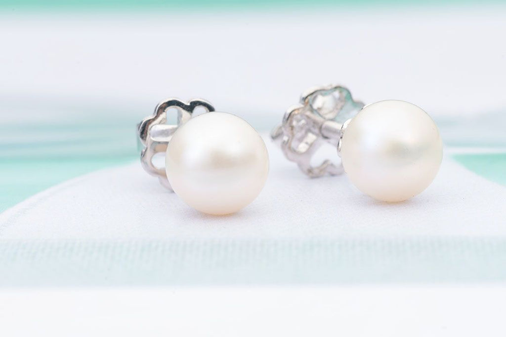 Bông tai Ngọc trai nước ngọt White Freshwater Pearl Earrings - AME Jewellery