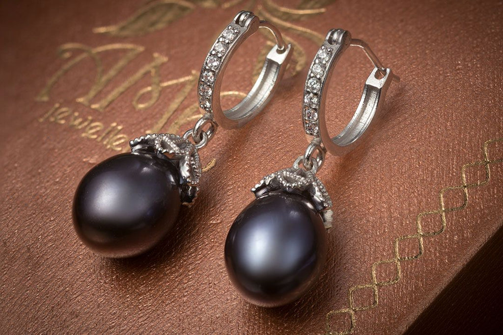 Bông tai Ngọc trai nước ngọt giọt peacock freshwater pearl earrings - AME Jewellery