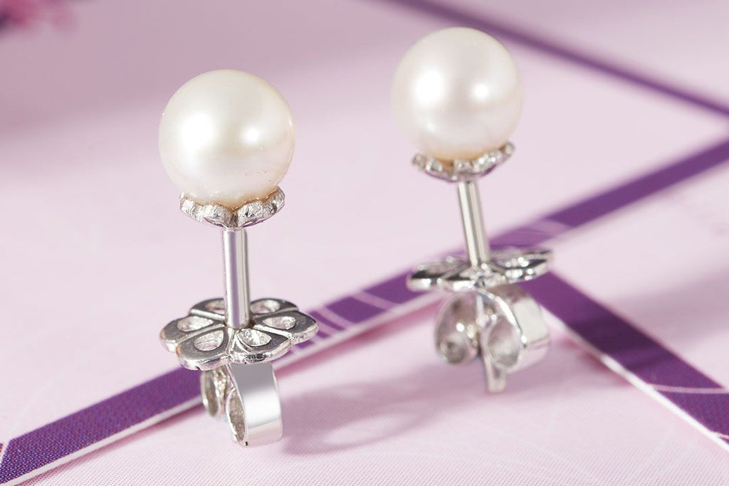 Bông tai Ngọc trai nước ngọt White Freshwater Pearl Earrings - AME Jewellery