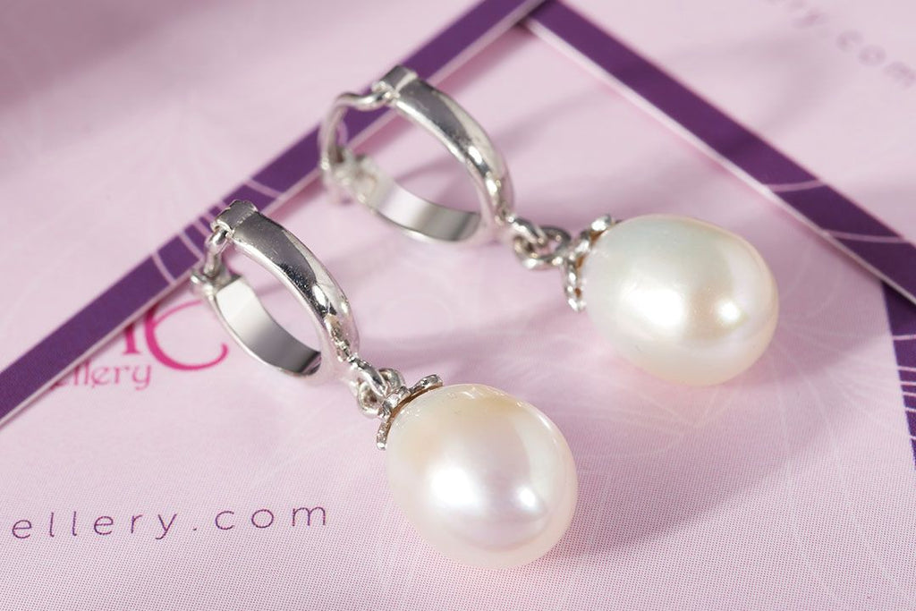 Bông tai Ngọc trai giọt trắng White Teardrop Freshwater Pearl Hinged Earrings by AME Jewellery