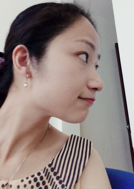 Bông tai Ngọc trai nước ngọt trắng Pearl huggie hoop  Earrings by AME Jewellery