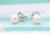 Boucles d'oreilles en argent sterling et perles d'eau douce blanches - AME Jewellery