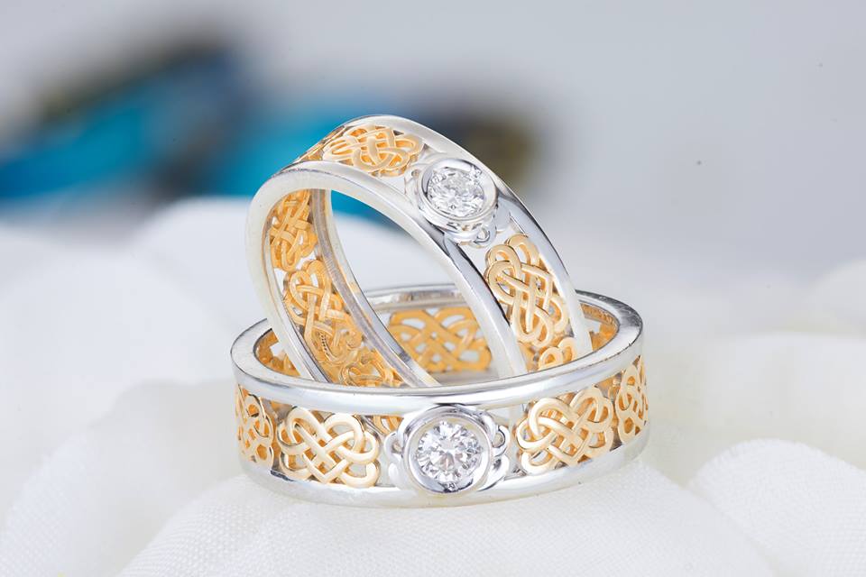 Nhẫn Vàng Kim Cương thiên nhiên Diamond Celtic Ring in 18K Gold by AME Jewellery