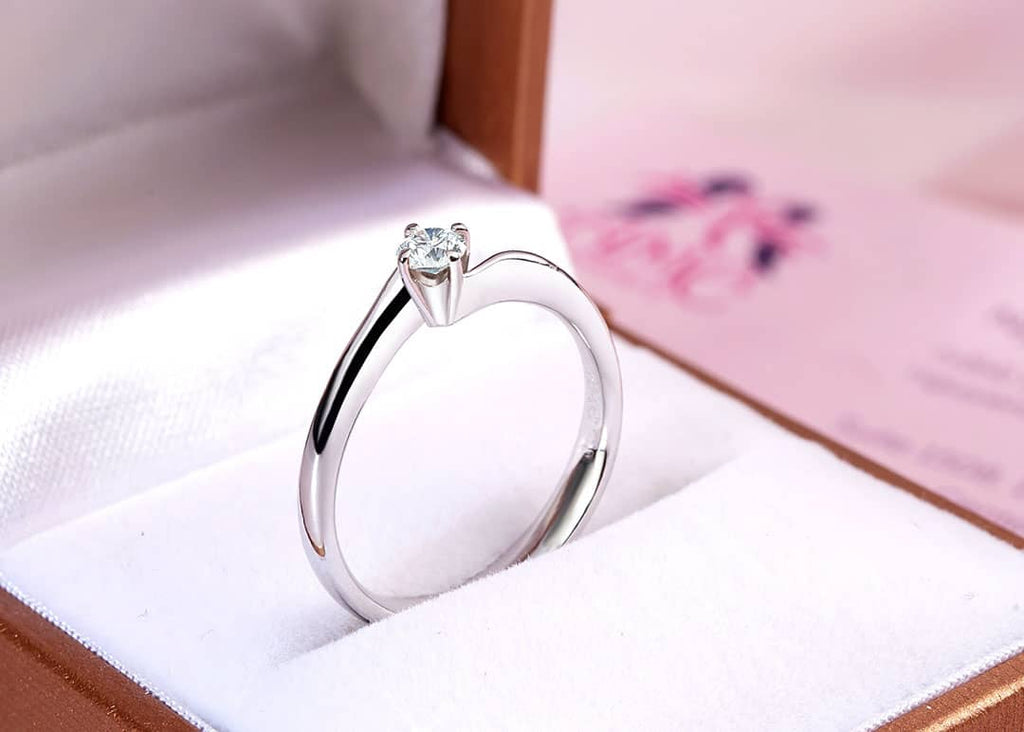 Nhẫn Kim cương thiên nhiên Natural Diamond Solitaire Twist Ring in 14K White Gold by AME Jewellery