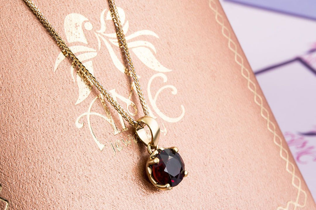 Mặt dây chuyền Vàng Đá quý tự nhiên Red Garnet Pendant Necklace in 14K yellow Gold by AME Jewellery