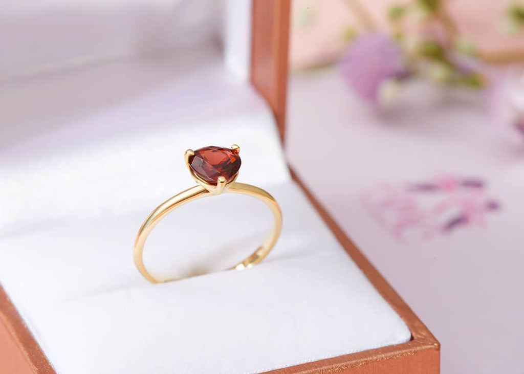 Nhẫn nữ Vàng Đá quý thiên nhiên Heart-cut Red Garnet Ring in 14K Yellow Gold by AME Jewellery