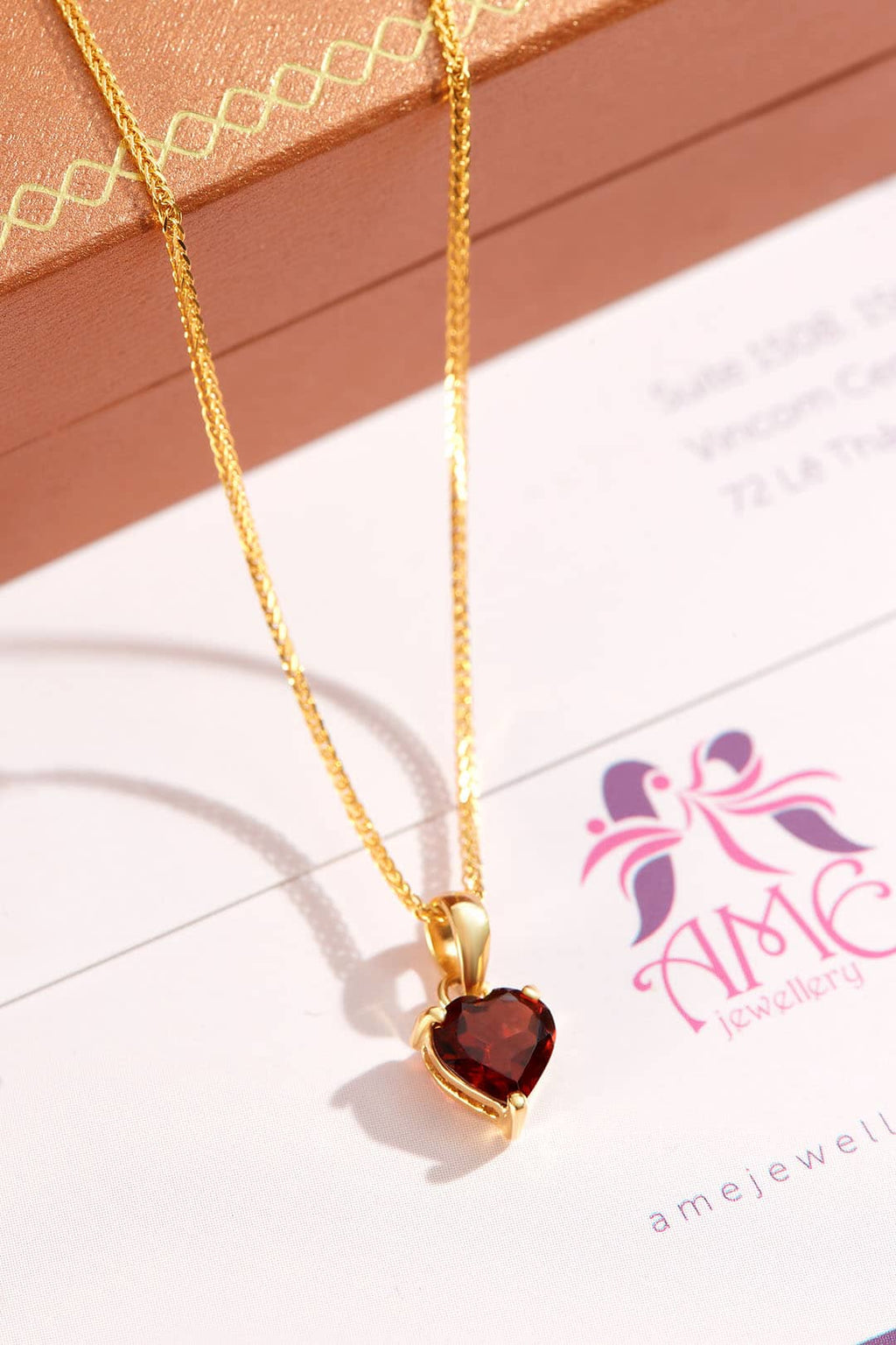 Mặt dây Trái tim Vàng Đá quý thiên nhiên Natural Heart-cut Red Garnet Pendant in 14K Yellow Gold by AME Jewellery