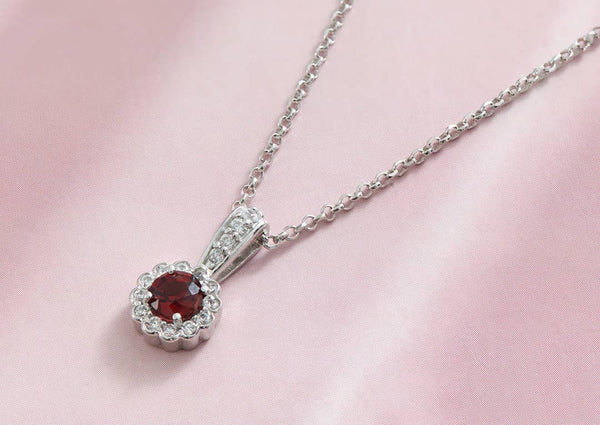 Mặt dây Halo Đá quý tự nhiên Red Garnet Pendant | AME Jewellery