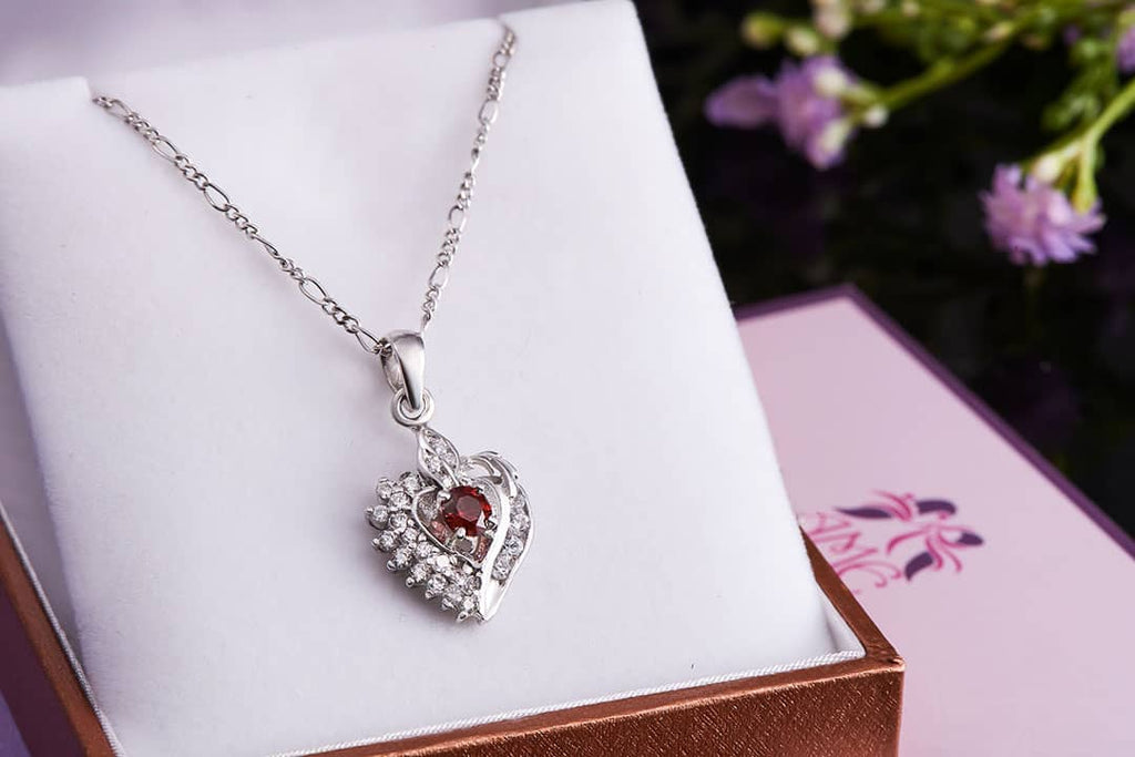 Mặt dây chuyền Đá quý thiên nhiên Natural Red Garnet Heart Pendant in Sterling Silver by AME Jewellery